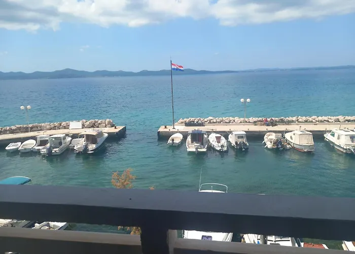 Obala * Ζαντάρ